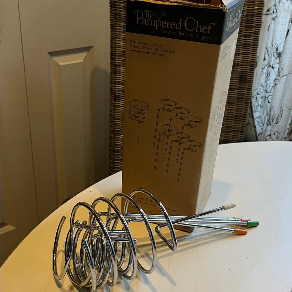 Pampered Chef Outdoor Party Sticks